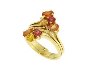 Naturfarbene Safire in 750 Gelbgold